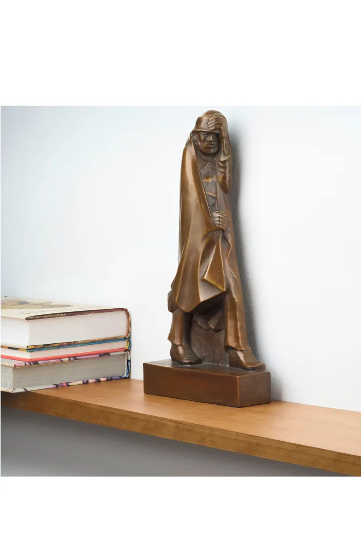 Barlach: Skulptur »Wanderer im Wind«