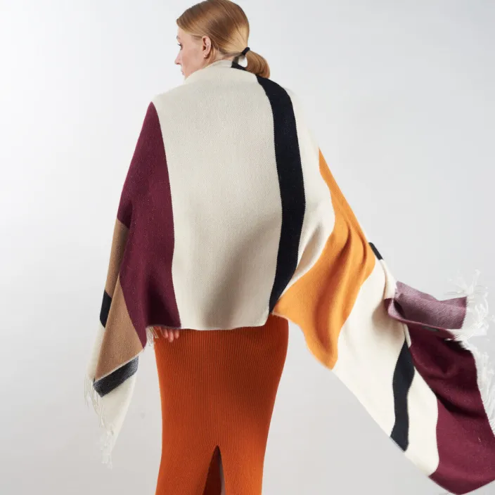 Cape »Alvar« aus Alpaka-Wolle