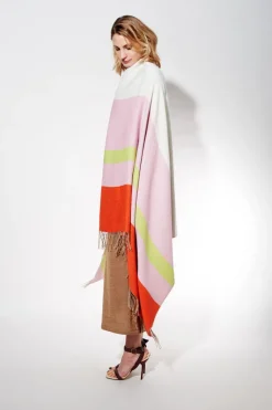 Cape »Blossom« aus Alpaka-Wolle