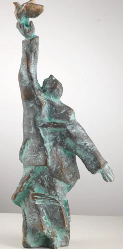 Christoph Fischer: Skulptur »Der Gedanke« (2023), Version Bronze grün 