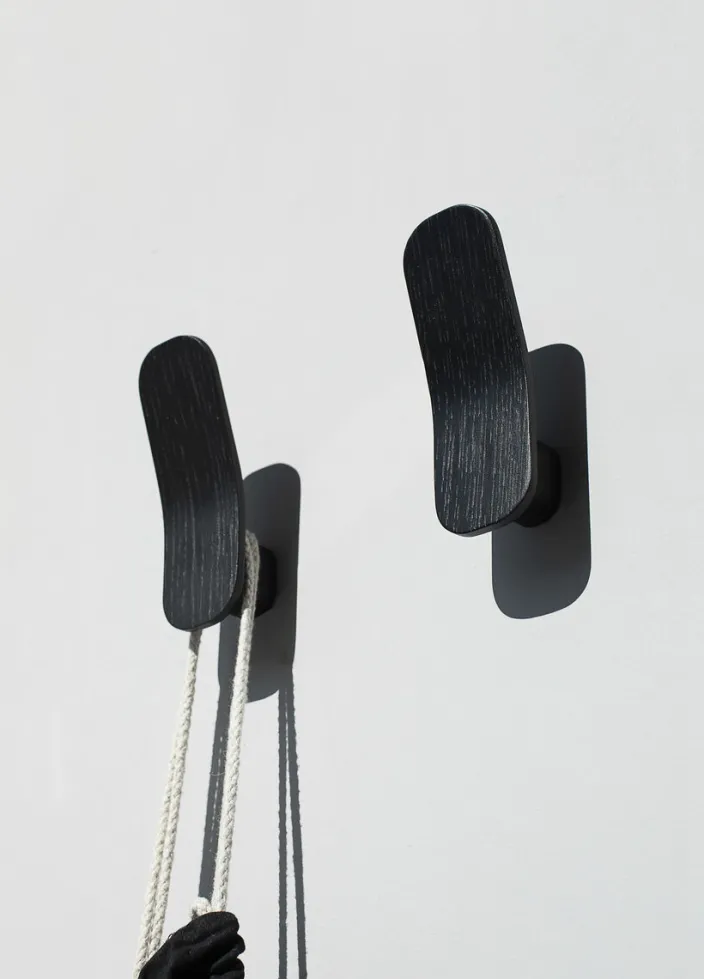 Kleiderhaken »Eshaku« aus Eiche