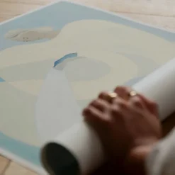 Lind, Sofia: »Hold You - Blue« mit Rahmen