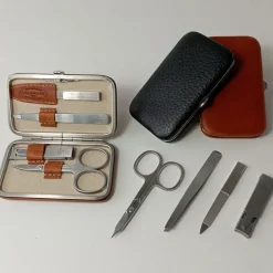 Maniküre-Set im Lederetui