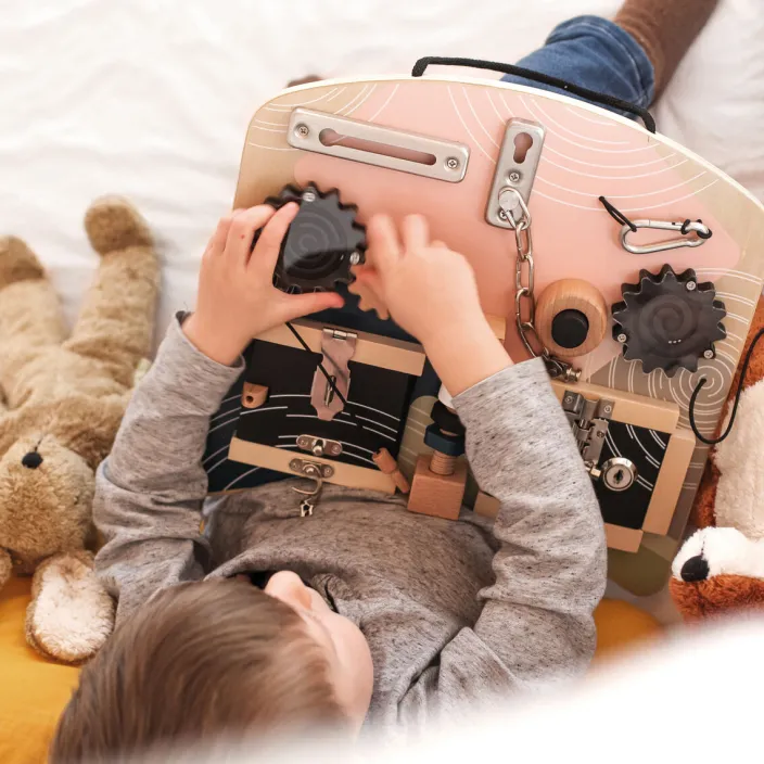 Motorikbrett Schlösser und Rotation