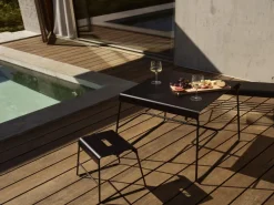 Outdoor Bank mit Ablage