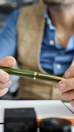 ZEIT-Sonderedition Kugelschreiber »Design06« Olivgrün